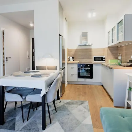 Apartment Zwyciezcow, Sun & Snow *